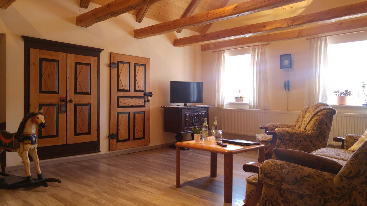 Antikhotel Steinbacher Hof Steinbach am Wald 外观 照片